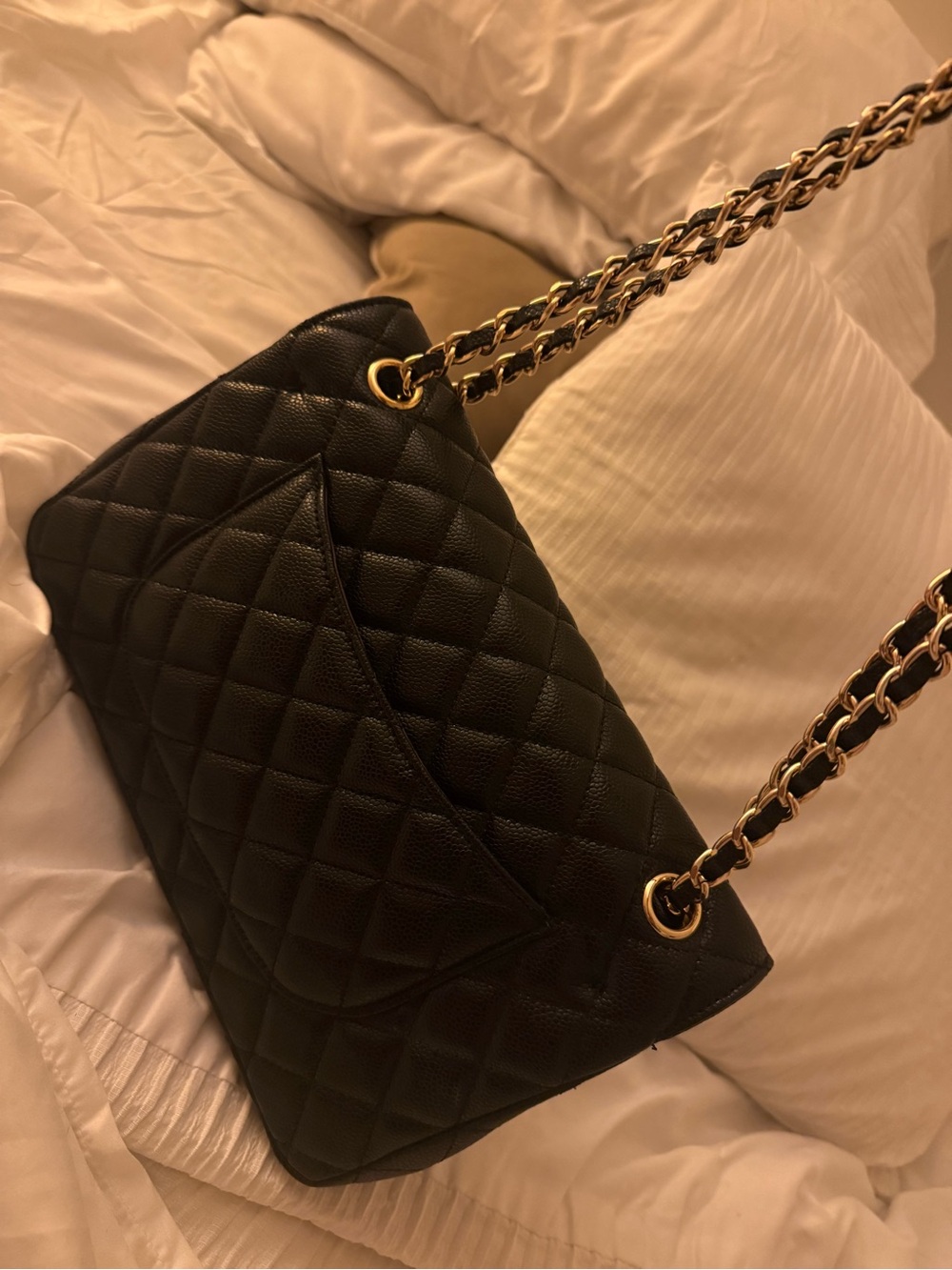 CHANEL Black Quilted Leather Shoulder Bag with Gold Hardware - Picture 2 of 3